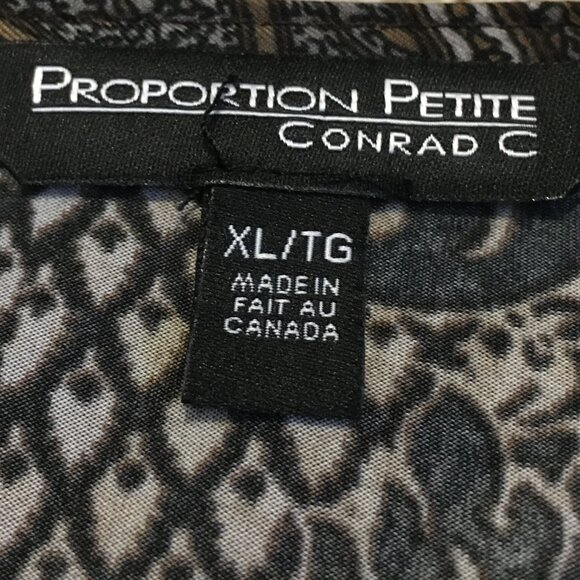 Vintage Canadian Conrad C Paisley Damask Ruffled Top - Picture 9 of 16